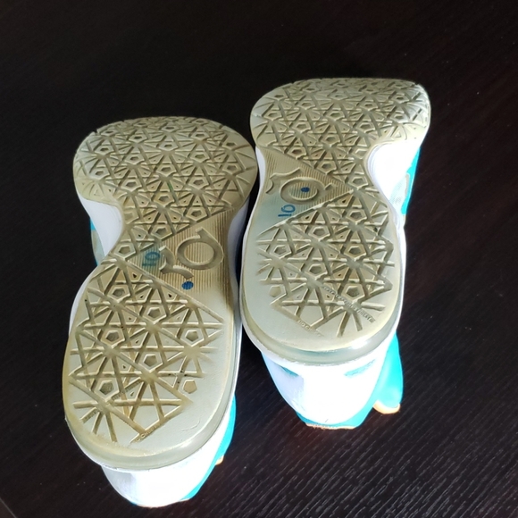 Nike shoes - Picture 9 of 12